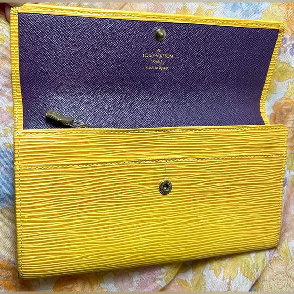 LV Epi Long Wallet Auth. Vintage - Picture 2 of 10